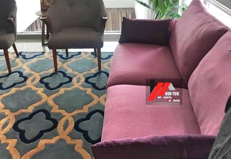 Rafflesia @ The Hill