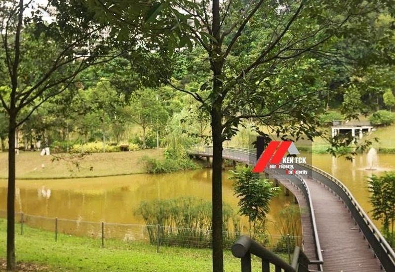 Rafflesia @ The Hill