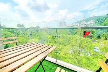 Rafflesia @ The Hill