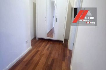 Rafflesia @ The Hill