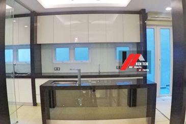 Rafflesia @ The Hill