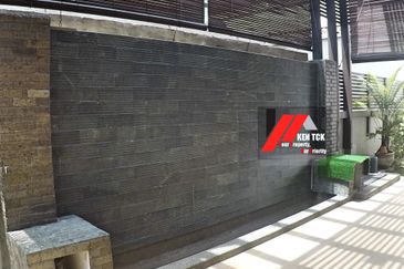 Rafflesia @ The Hill