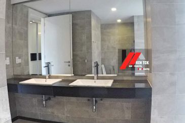 Rafflesia @ The Hill