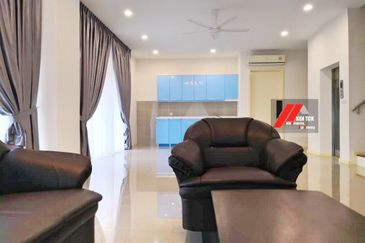 Rafflesia @ The Hill