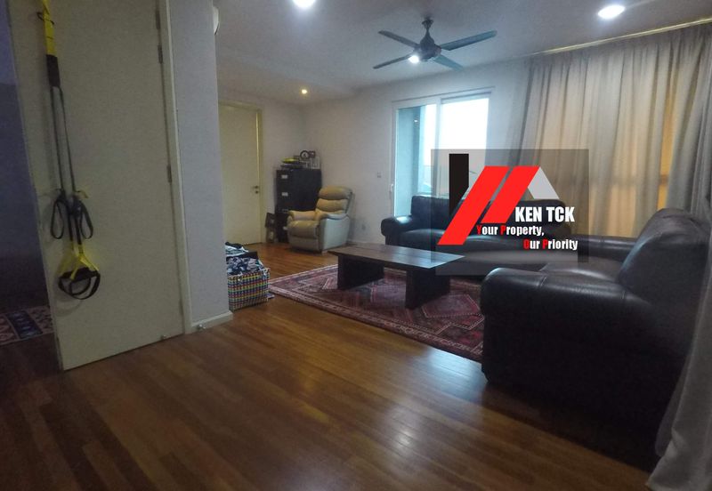 Rafflesia @ The Hill