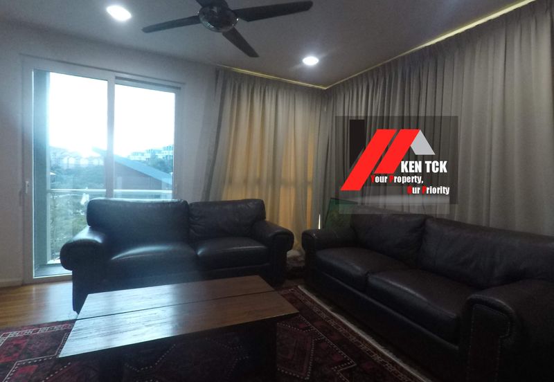 Rafflesia @ The Hill