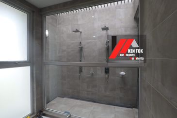 Rafflesia @ The Hill