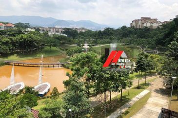 Rafflesia @ The Hill