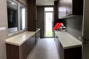 Rafflesia @ The Hill