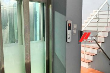 Rafflesia @ The Hill