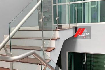 Rafflesia @ The Hill