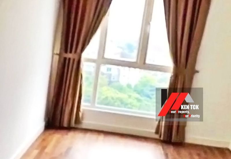 Rafflesia @ The Hill