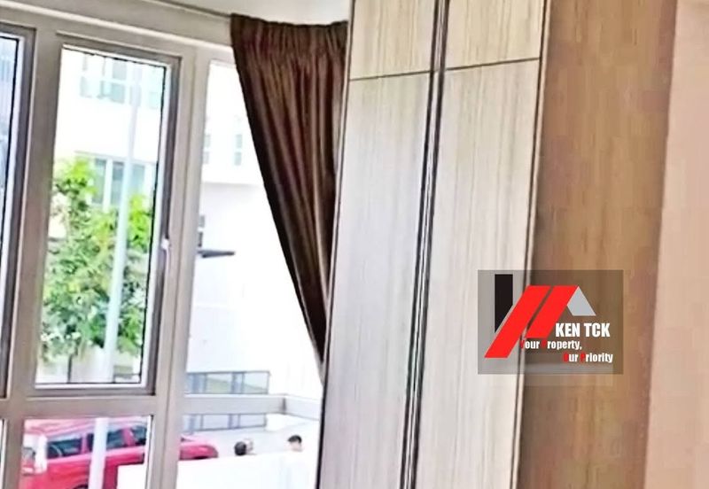 Rafflesia @ The Hill