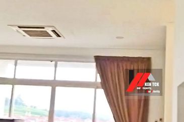 Rafflesia @ The Hill