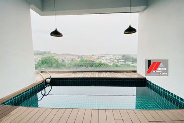 Rafflesia @ The Hill