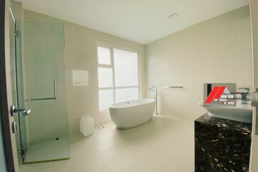 Rafflesia @ The Hill