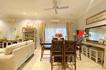 D Villa Botany, Kota Damansara