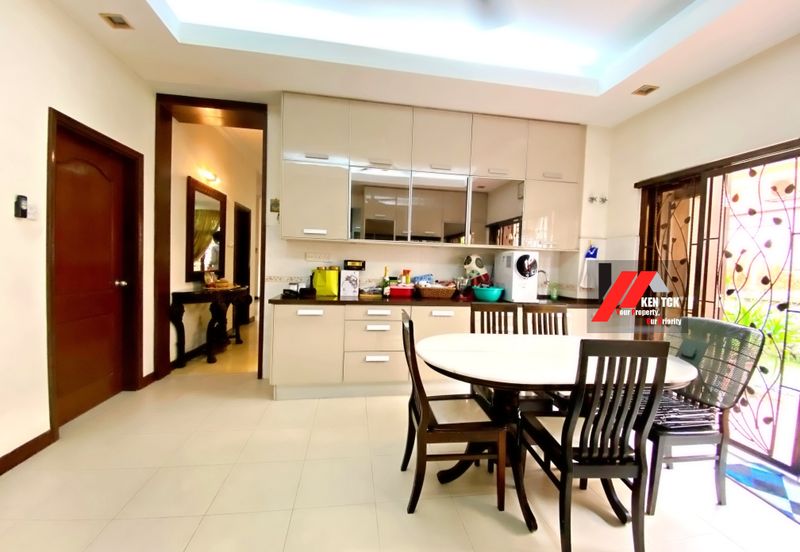 D Villa Botany, Kota Damansara