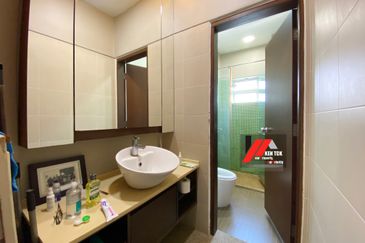 D Villa Equestrian, Kota Damansara