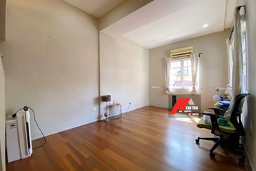 D Villa Equestrian, Kota Damansara