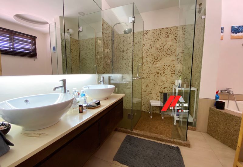 D Villa Equestrian, Kota Damansara