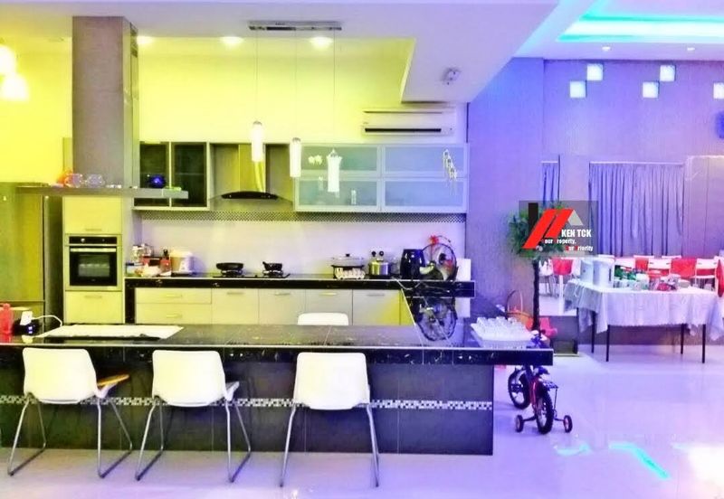 Jalan Rimba Riang 9/1