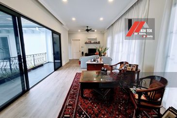 Jalan Rimba Riang 9/1