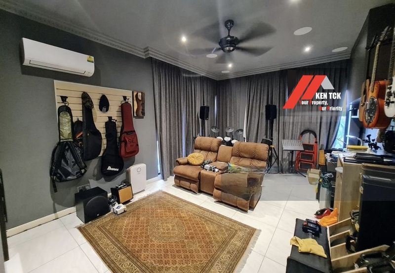 Jalan Rimba Riang 9/1