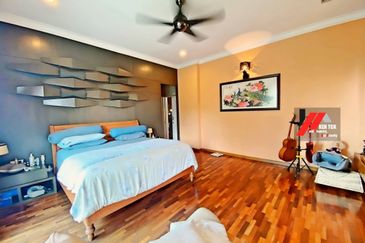 Jalan Rimba Riang 9/1