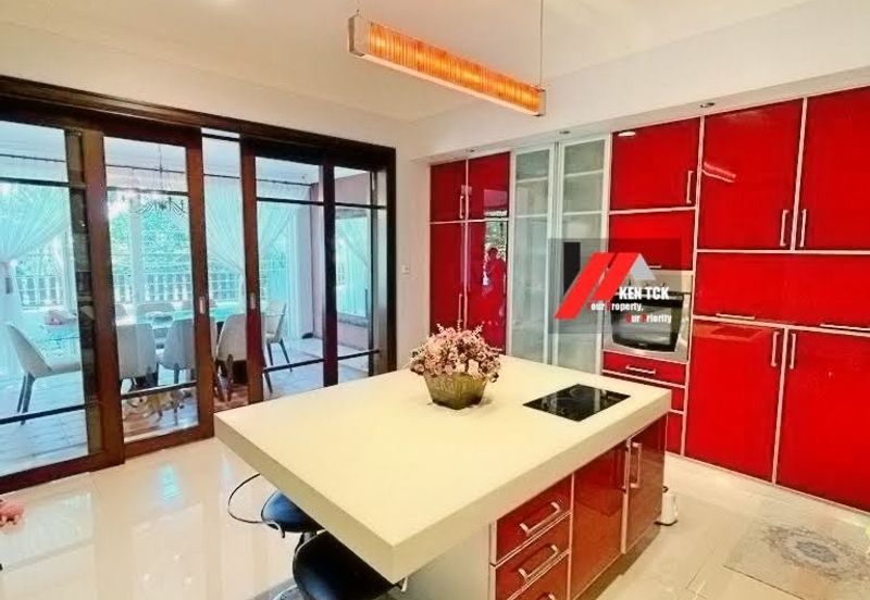 Jalan Rimba Riang 9/1