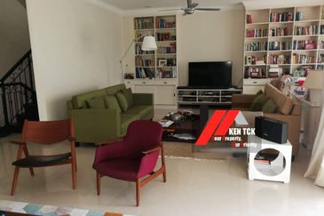 Jalan Rimba Riang 9/1