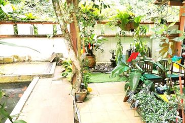 Jalan Rimba Riang 9/1