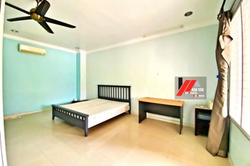 Jalan Rimba Riang 9/1