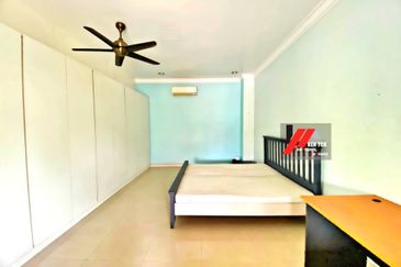 Jalan Rimba Riang 9/1