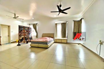 Jalan Rimba Riang 9/1