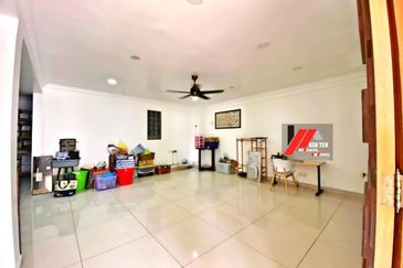 Jalan Rimba Riang 9/1