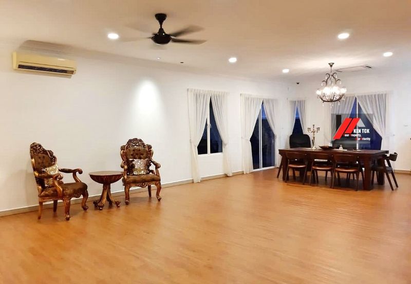 Jalan Rimba Riang 9/1