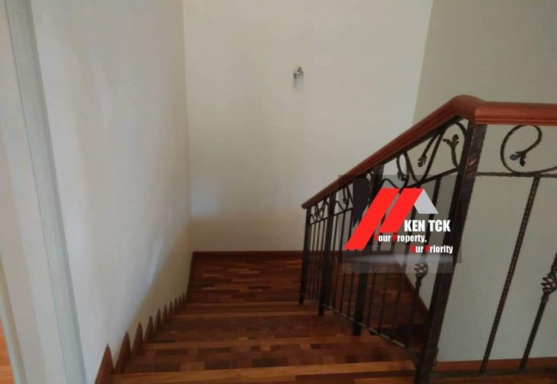 Jalan Rimba Riang 9/1