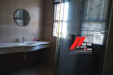 Jalan Rimba Riang 9/1