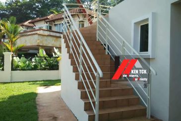 Jalan Rimba Riang 9/1