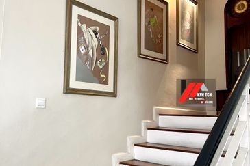 Rafflesia @ The Hill