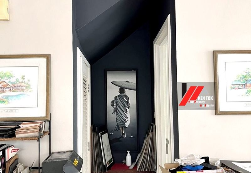 Rafflesia @ The Hill