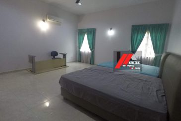 Jalan Rimba Riang 9/12