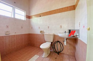 Jalan Rimba Riang 9/6