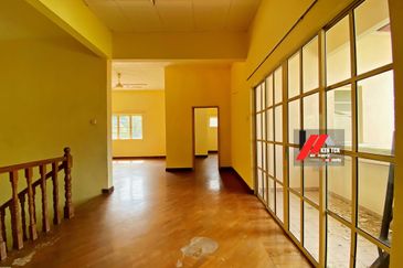 Jalan Rimba Riang 9/6