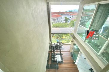 Rafflesia @ The Hill