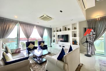 Rafflesia @ The Hill