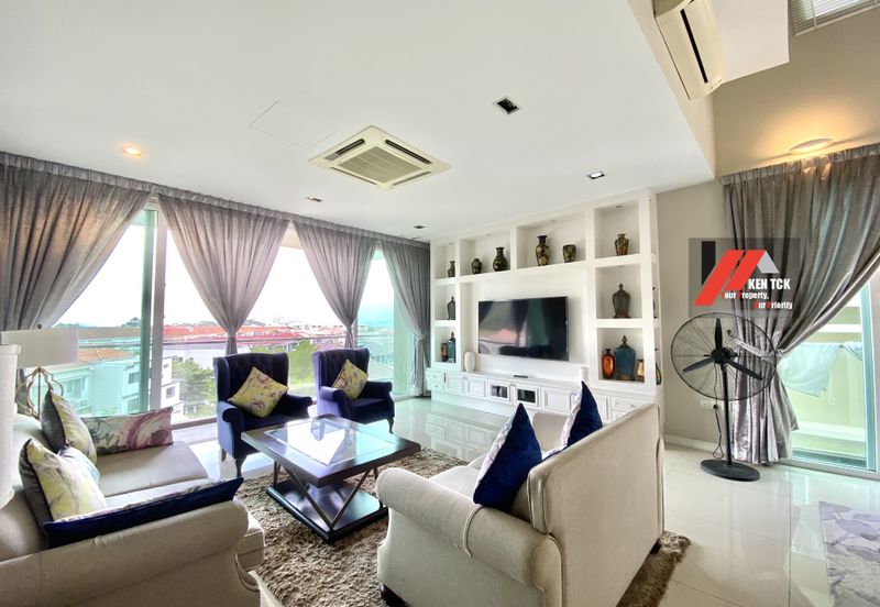 Rafflesia @ The Hill