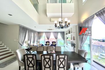 Rafflesia @ The Hill