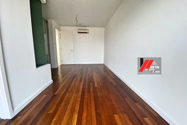 Rafflesia @ The Hill